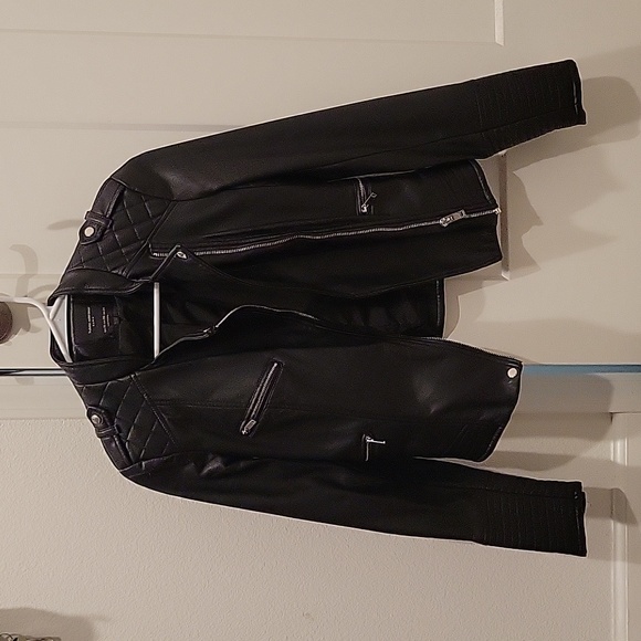 Zara Jackets & Blazers - Zara Faux Leather Jacket